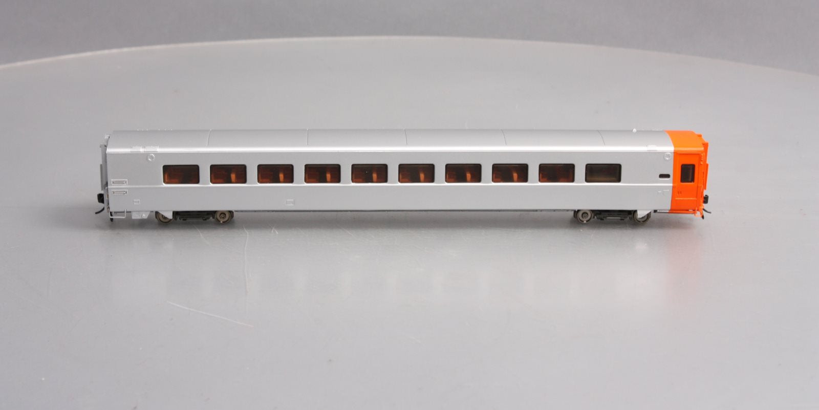 Rapido Trains 108029 HO Bombardier LRC Coach Super Continental Line