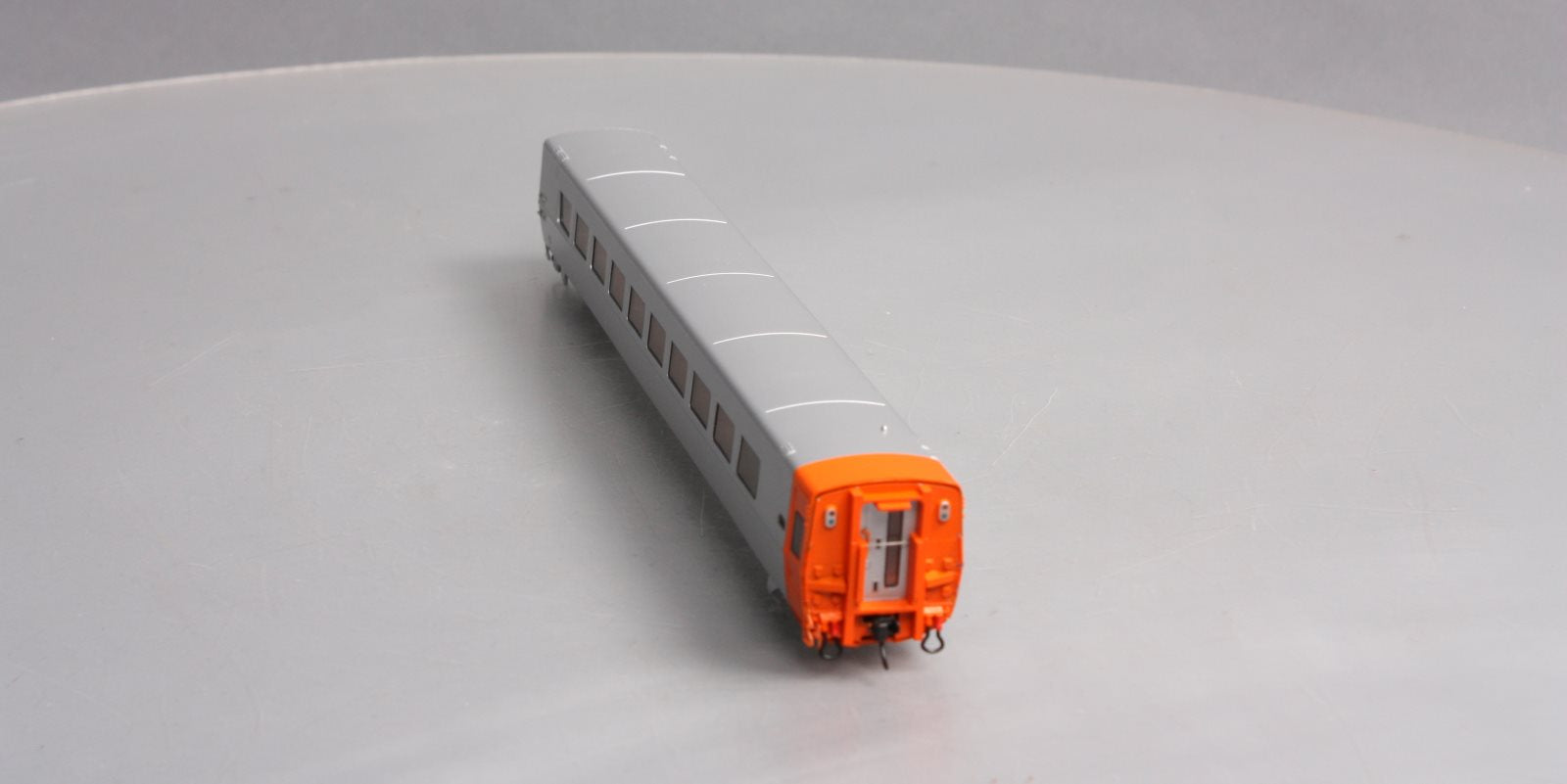 Rapido Trains 108029 HO Bombardier LRC Coach Super Continental Line