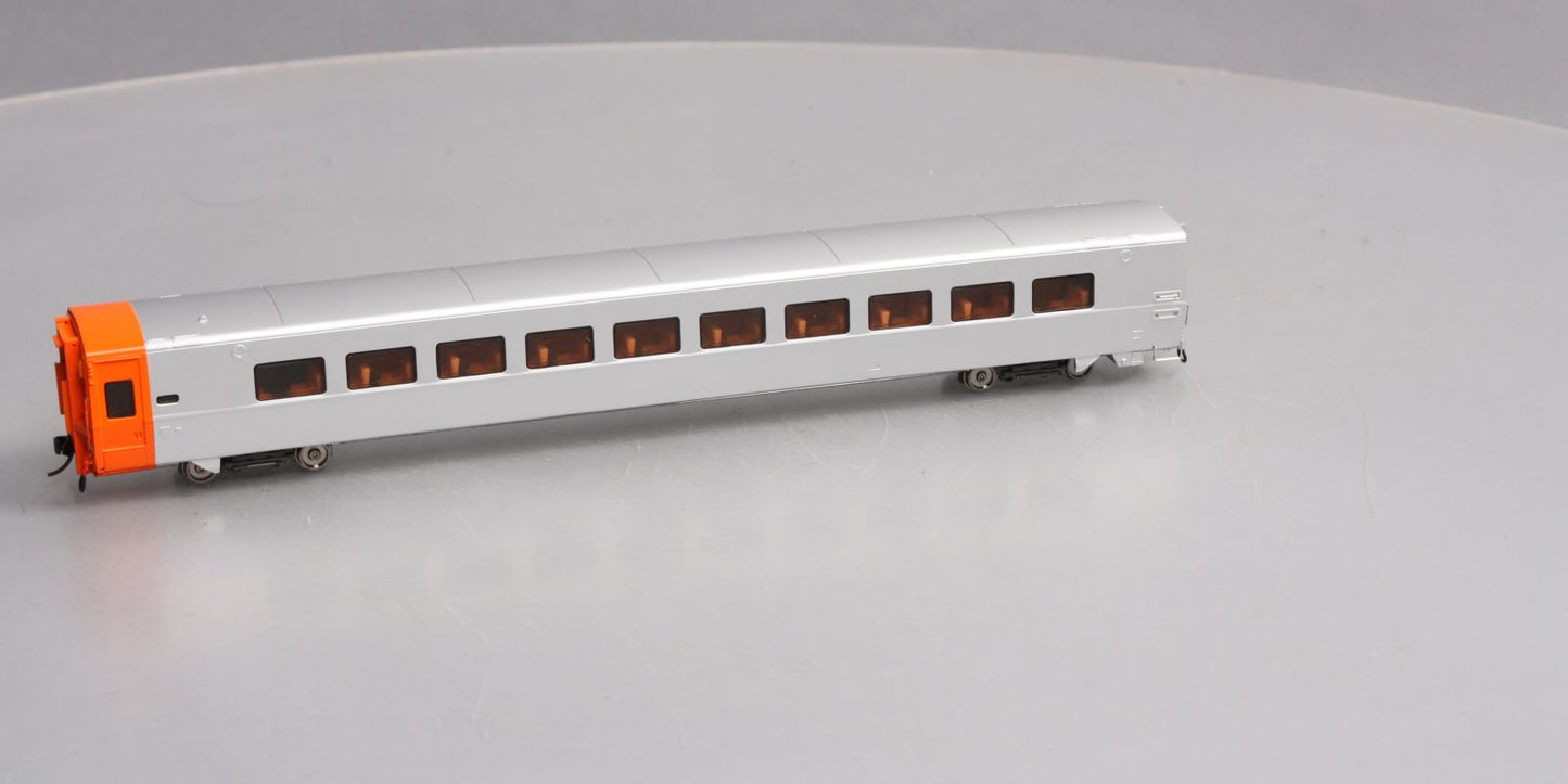 Rapido Trains 108029 HO Bombardier LRC Coach Super Continental Line