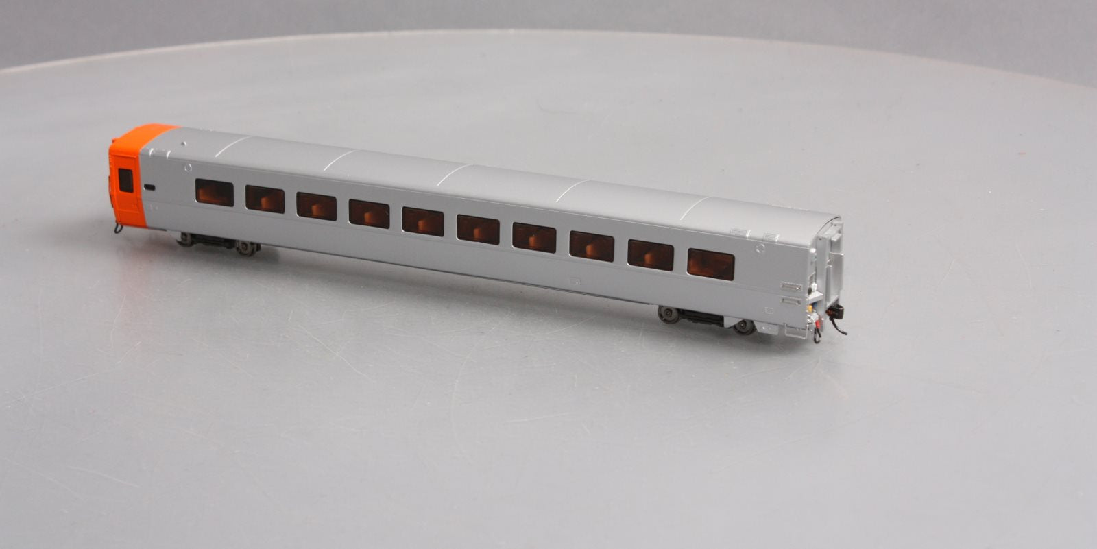 Rapido Trains 108029 HO Bombardier LRC Coach Super Continental Line