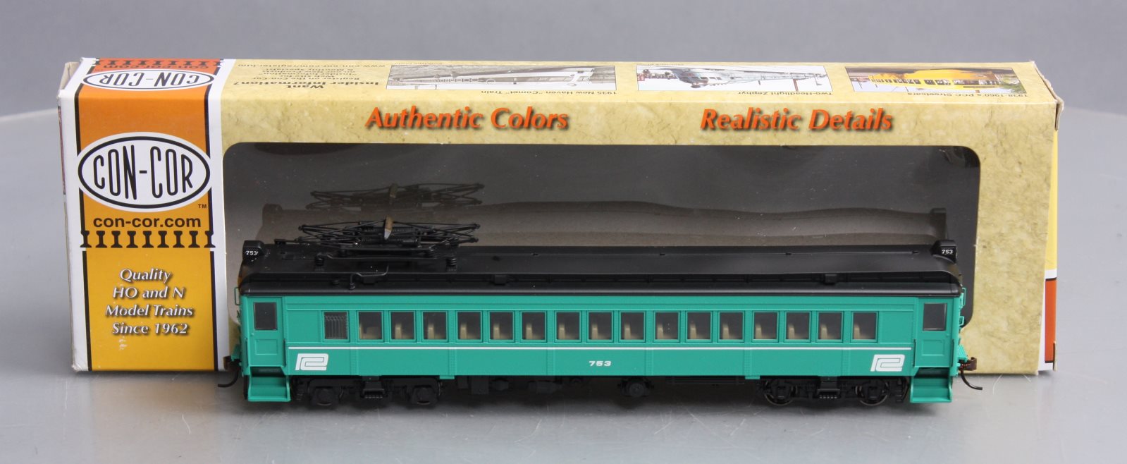 Con-Cor 194735 HO Penn Central mP54 MU Coach w/ Pantograph #753