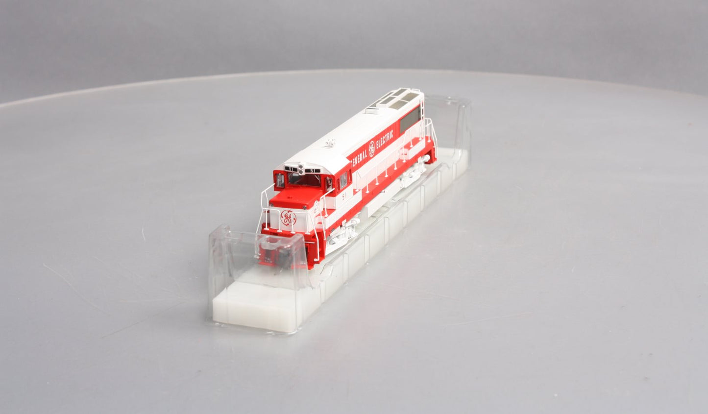 Bowser 23805 HO General Electric GE U25B Standard DC Executive Line #51