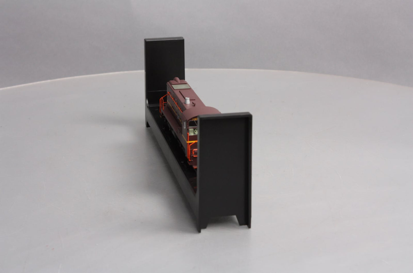 Bowser 24789 HO Lehigh Valley Baldwin DS 4-4-1000 Diesel Locomotive #140