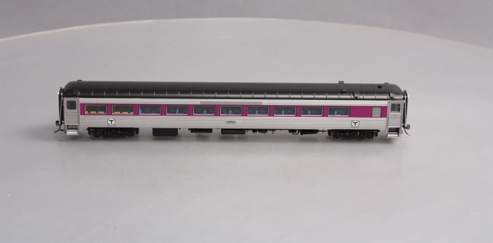 Rapido Trains 017248 HO MBTA NH 8600 Series Coach Car w/o Skirts #2553