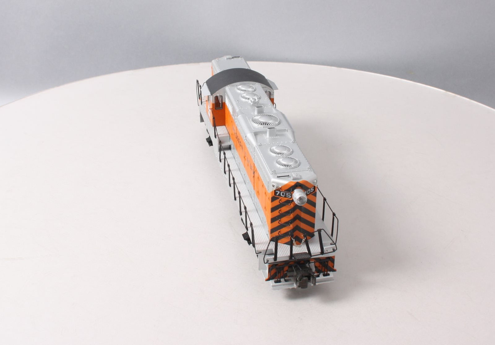 Lionel 6-28340 Western Pacific GP7 Diesel Locomotive #705