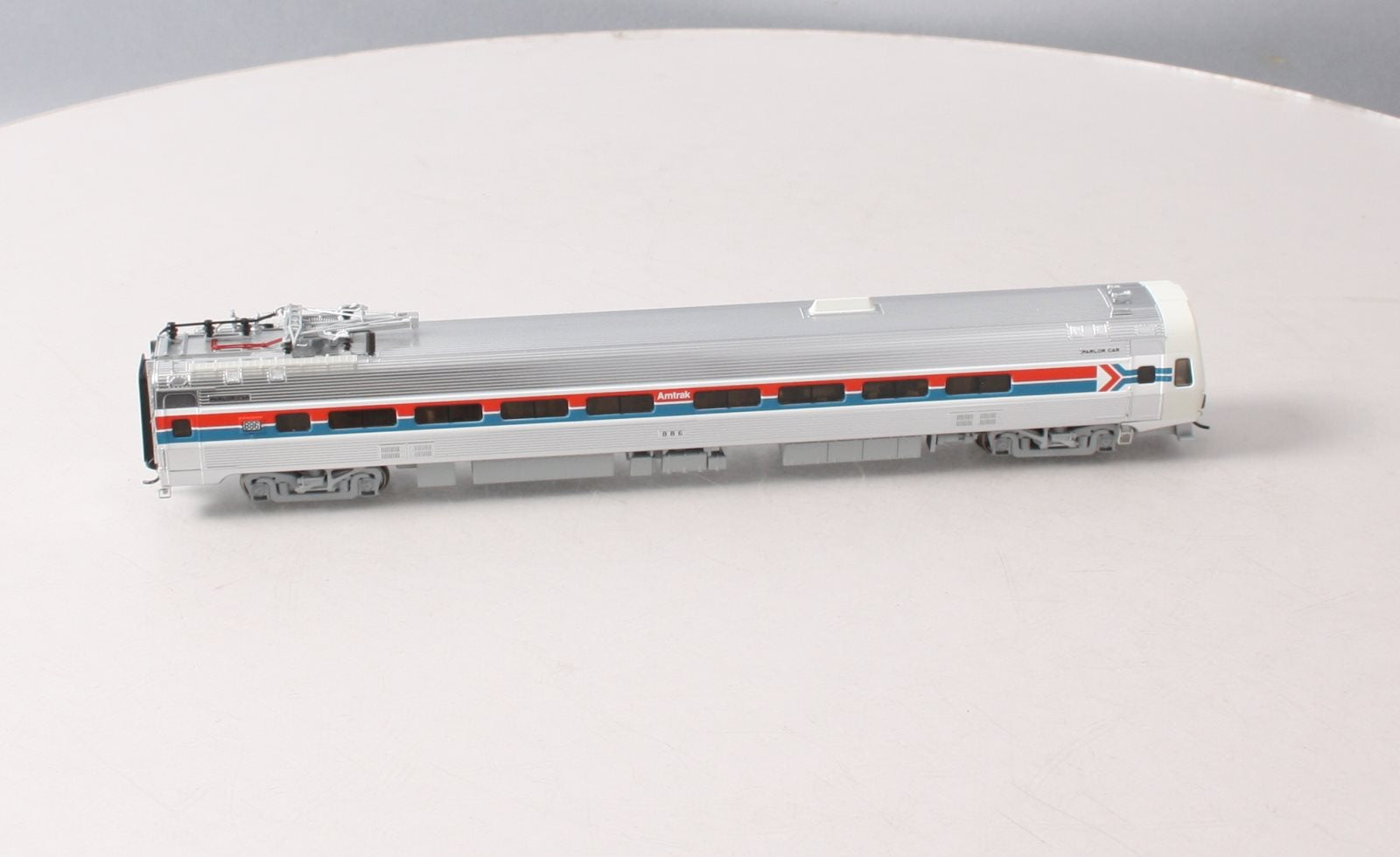 Walthers 920-13820 HO Amtrak Budd Metroliner Electric Multiple Unit #886