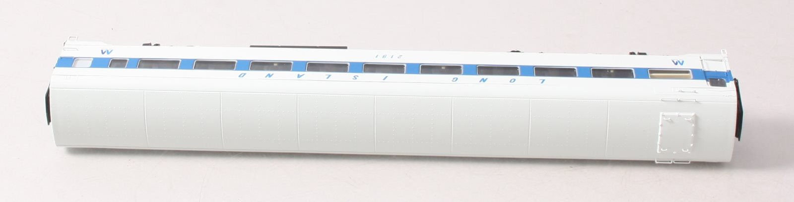 Rapido Trains 100352 HO Long Island CC&F Lightweight Coach #2191