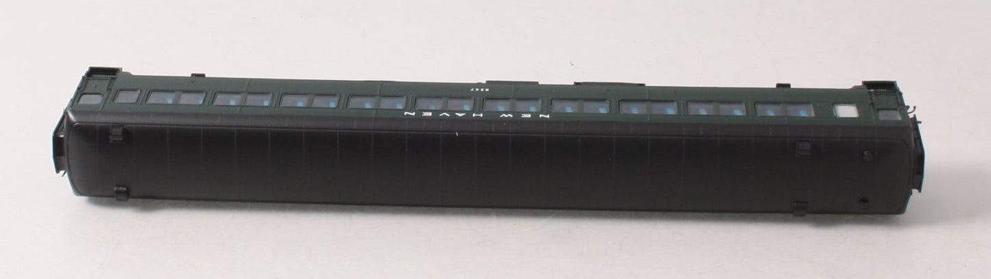 Rapido Trains 109128 HO New Haven 10-Window Coach, No Skirt #8267