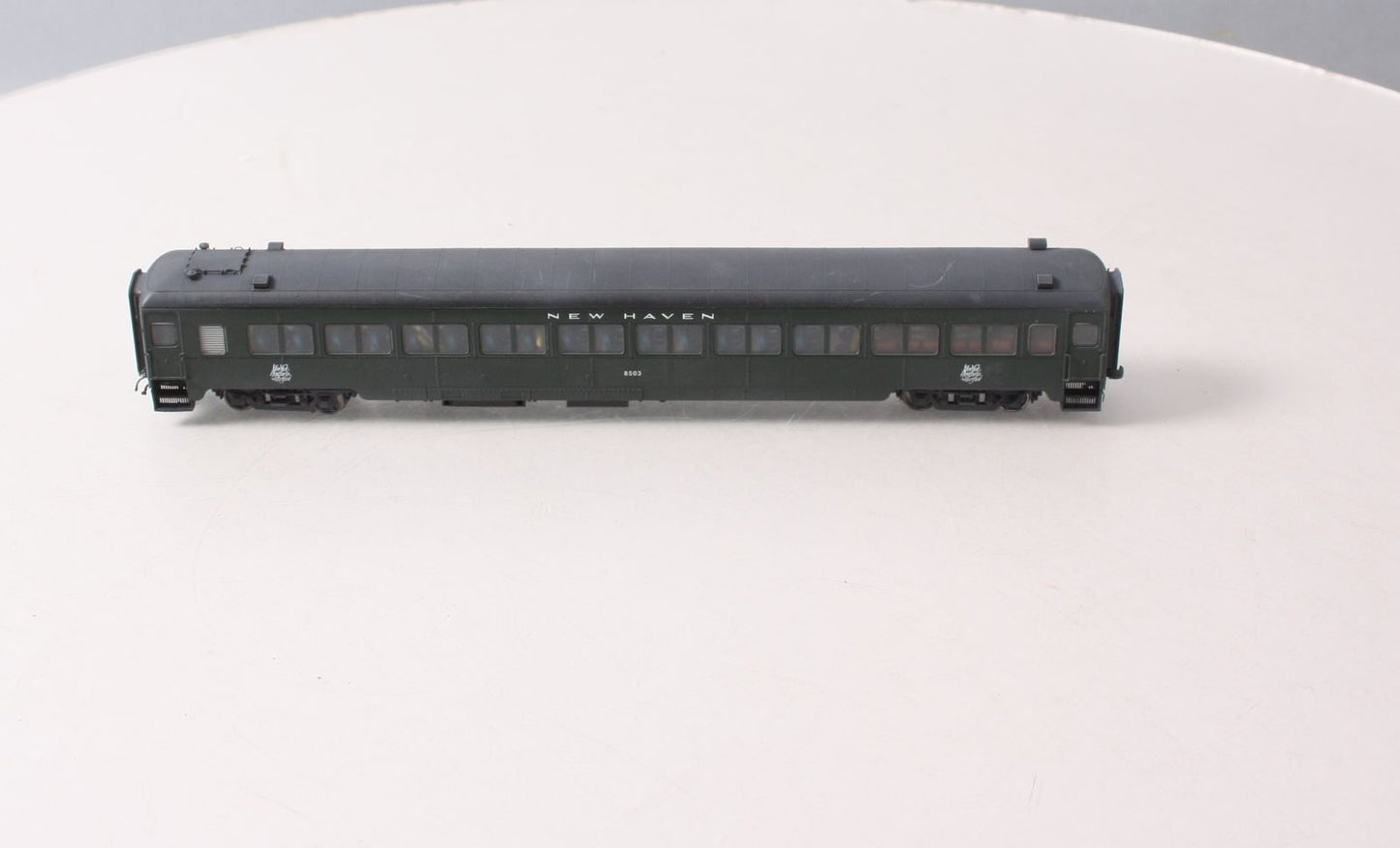 Rapido Trains 109106 HO New Haven 10-Window Smoker Coach #8503