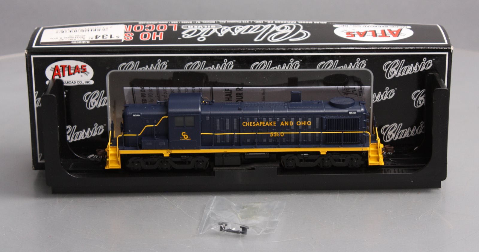 Atlas 10001947 HO Chesapeake and Ohio Silver Series RSD-4/5 Locomotive #5580