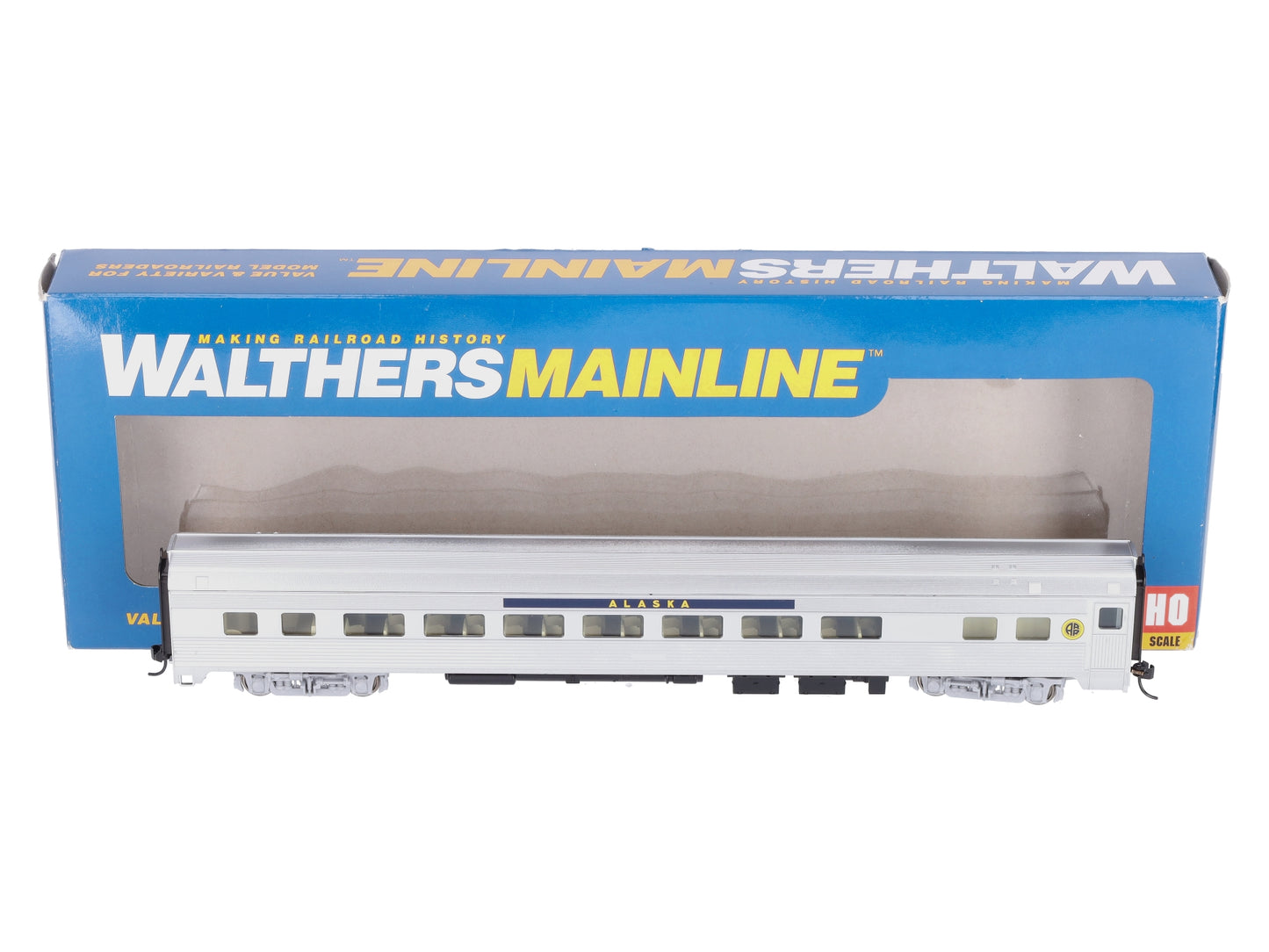 Walthers 910-30010 HO Scale Alaska Railroad - 85' Budd Large-Window Coach Car