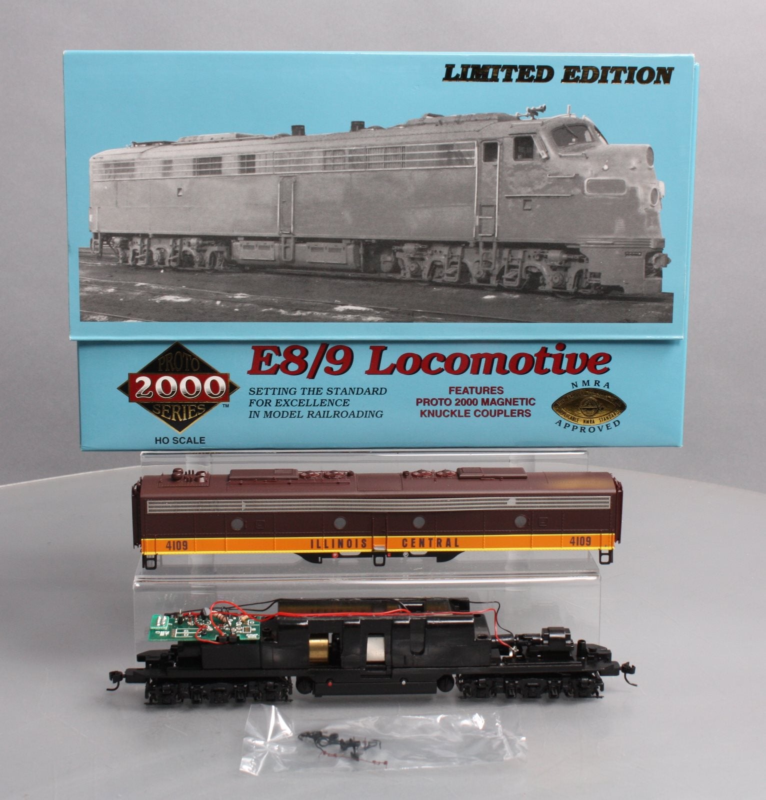 Proto 2000 30799 HO Scale Illinois Central E8/9 Diesel