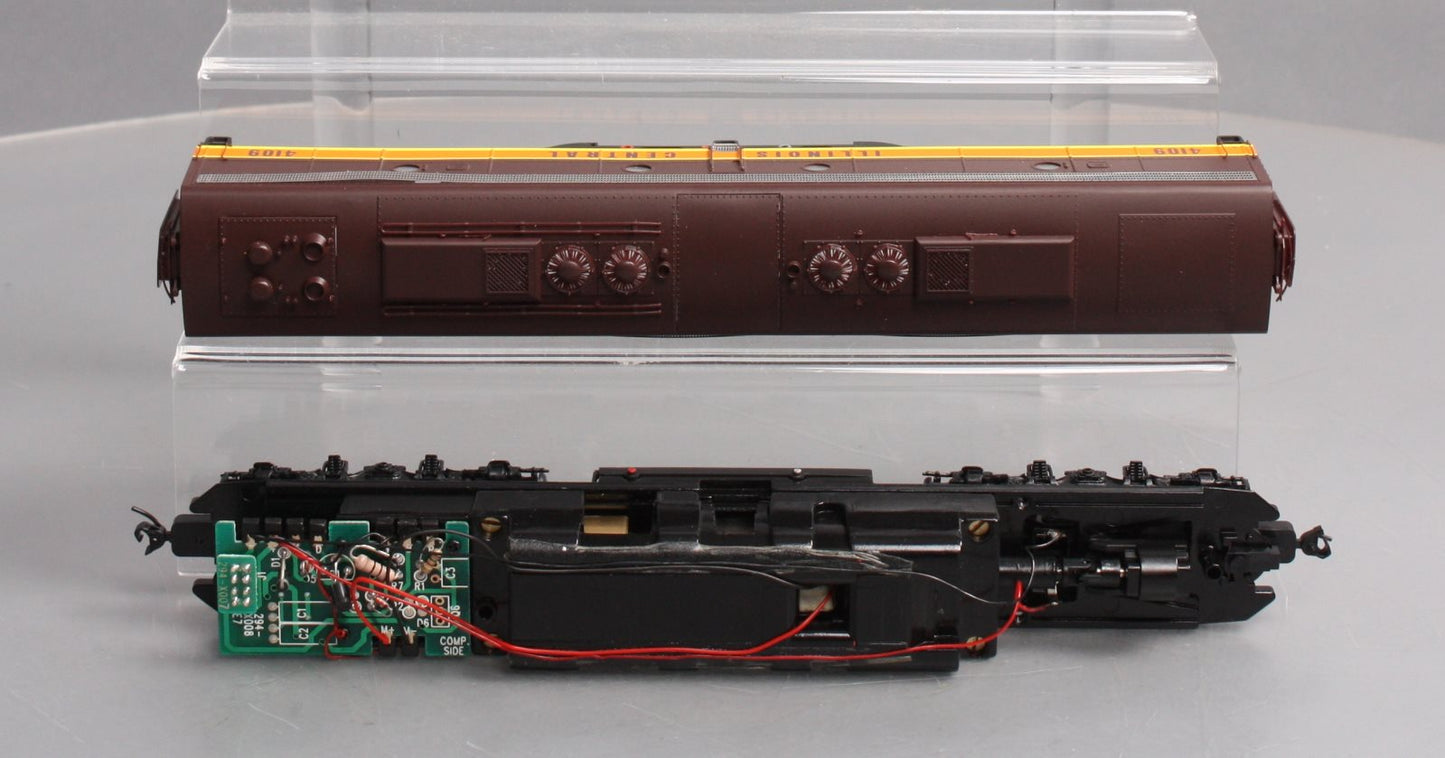 Proto 2000 30799 HO Scale Illinois Central E8/9 Diesel Locomotive #4308
