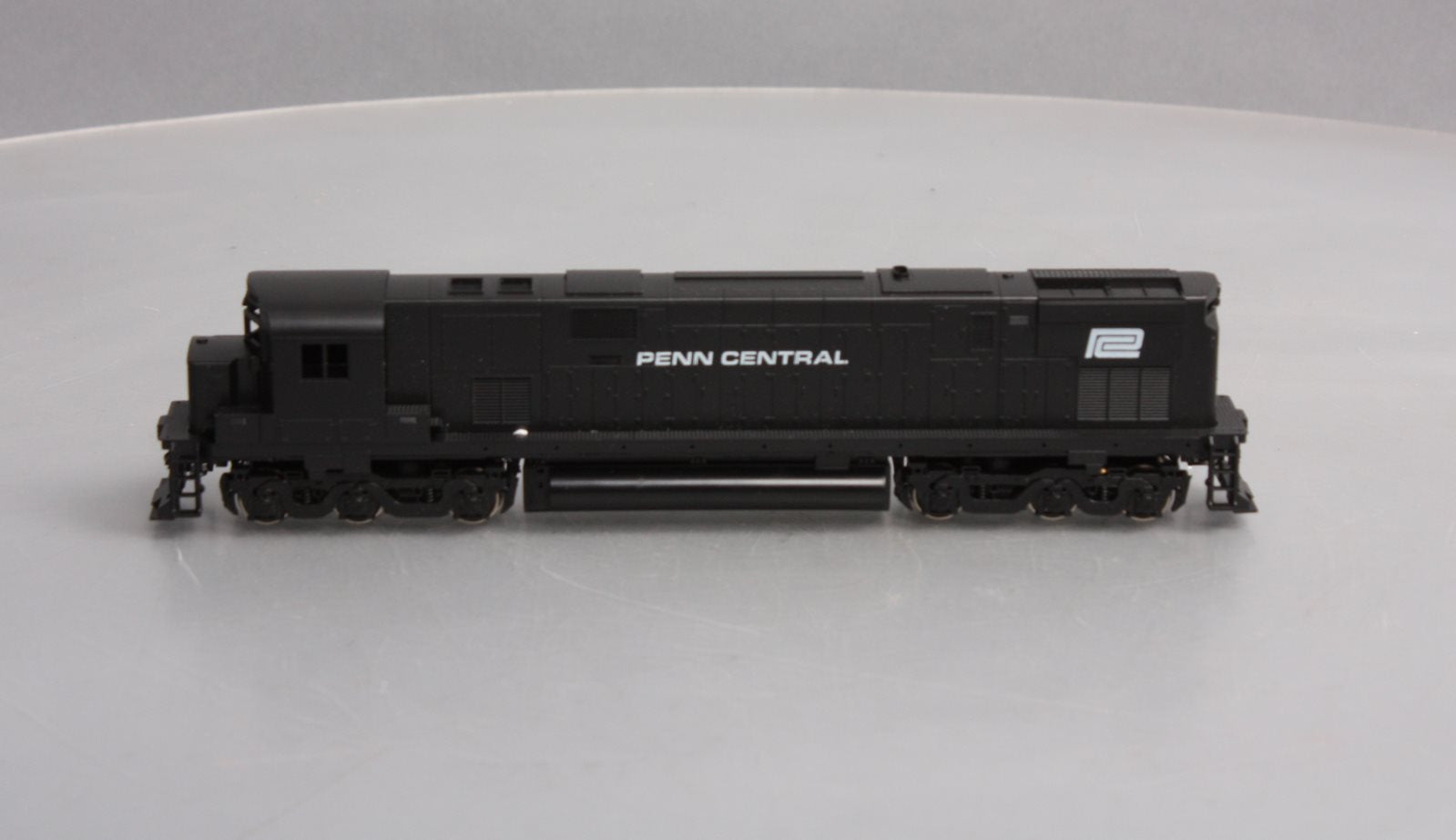 Stewart 6212 HO Scale Penn Central Alco Century 628 Diesel Locomotive