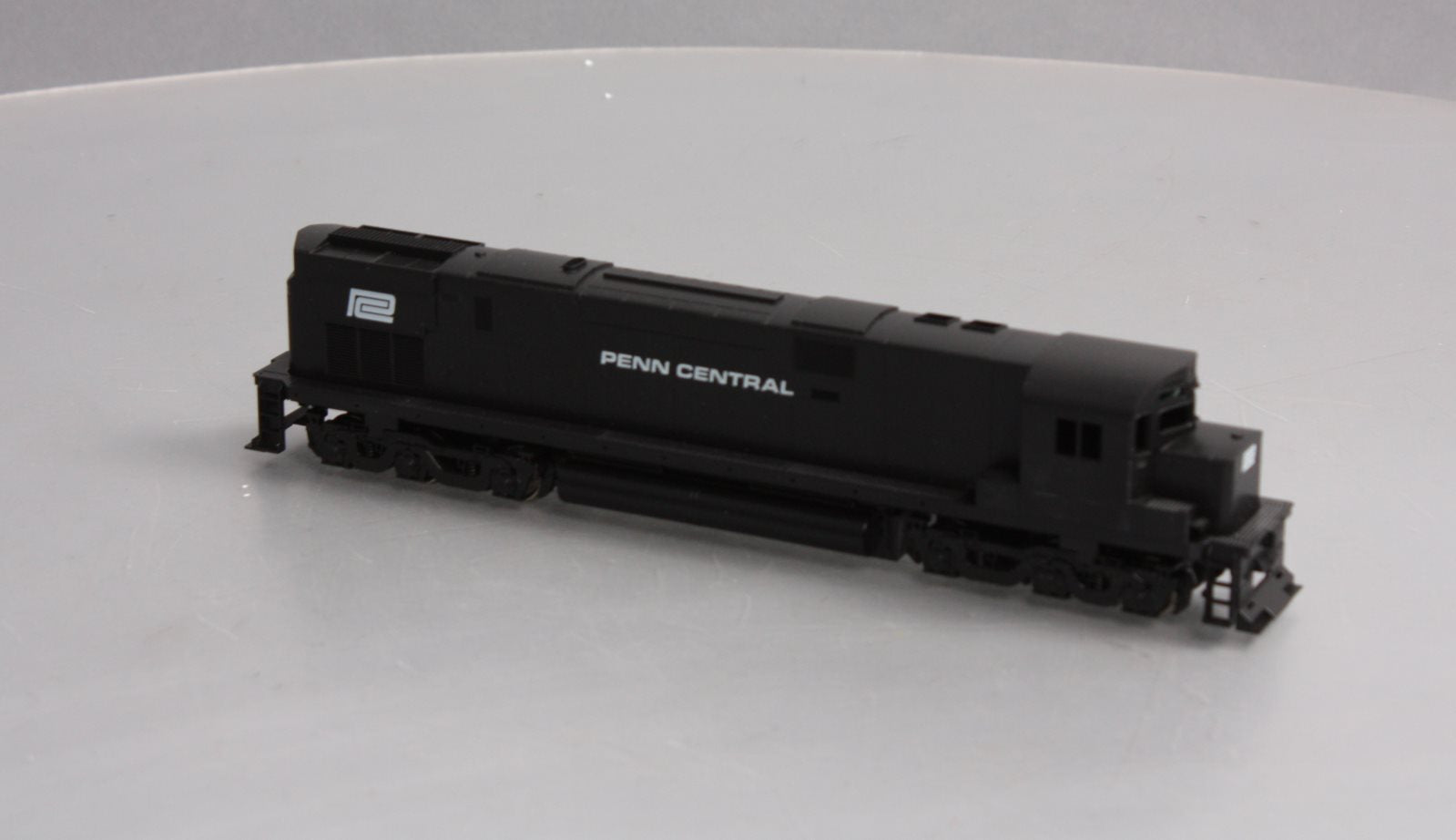 Stewart 6212 HO Scale Penn Central Alco Century 628 Diesel Locomotive
