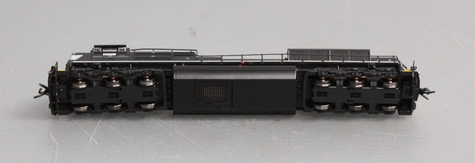 Broadway Limited 3460 N Norfolk Southern SD70ACe Diesel Loco #1018 w/Sound & DCC