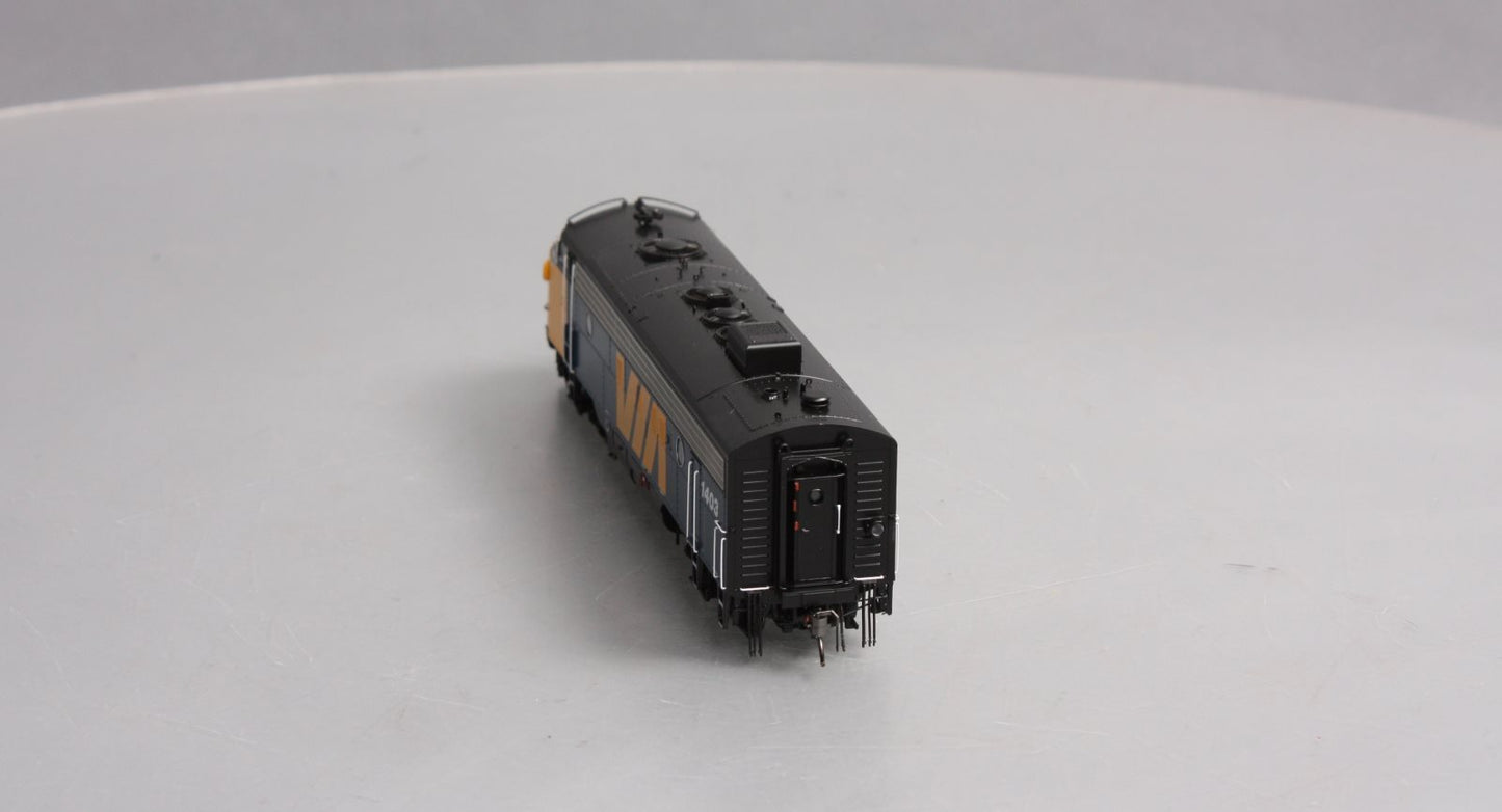 Rapido Trains 222035 HO VIA Rail Canada GMD FP7 Diesel Loco Standard DC #1403