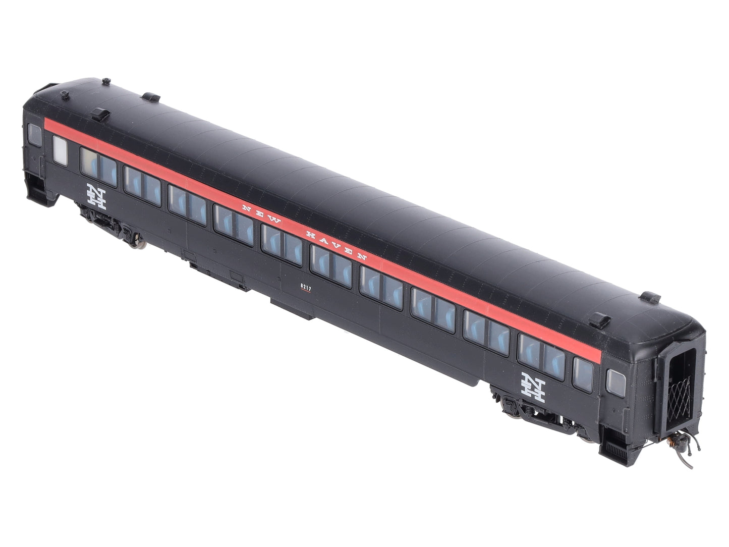 Rapido Trains 109129 HO New Haven 10-Window Coach w/ Partial Skirt #8217