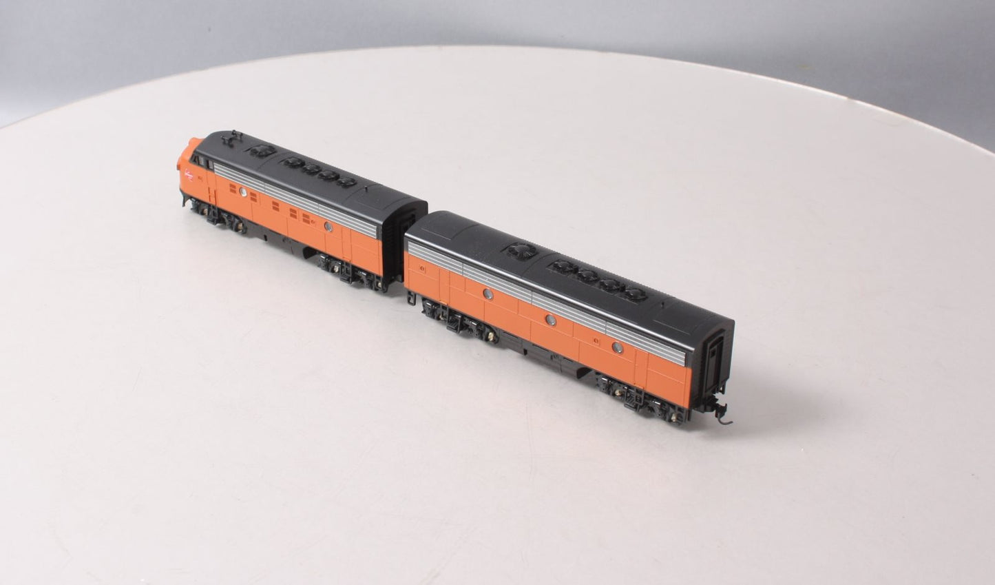 Stewart 5914 HO Milwaukee Road EMD F9 A/B Diesel Locomotive Set