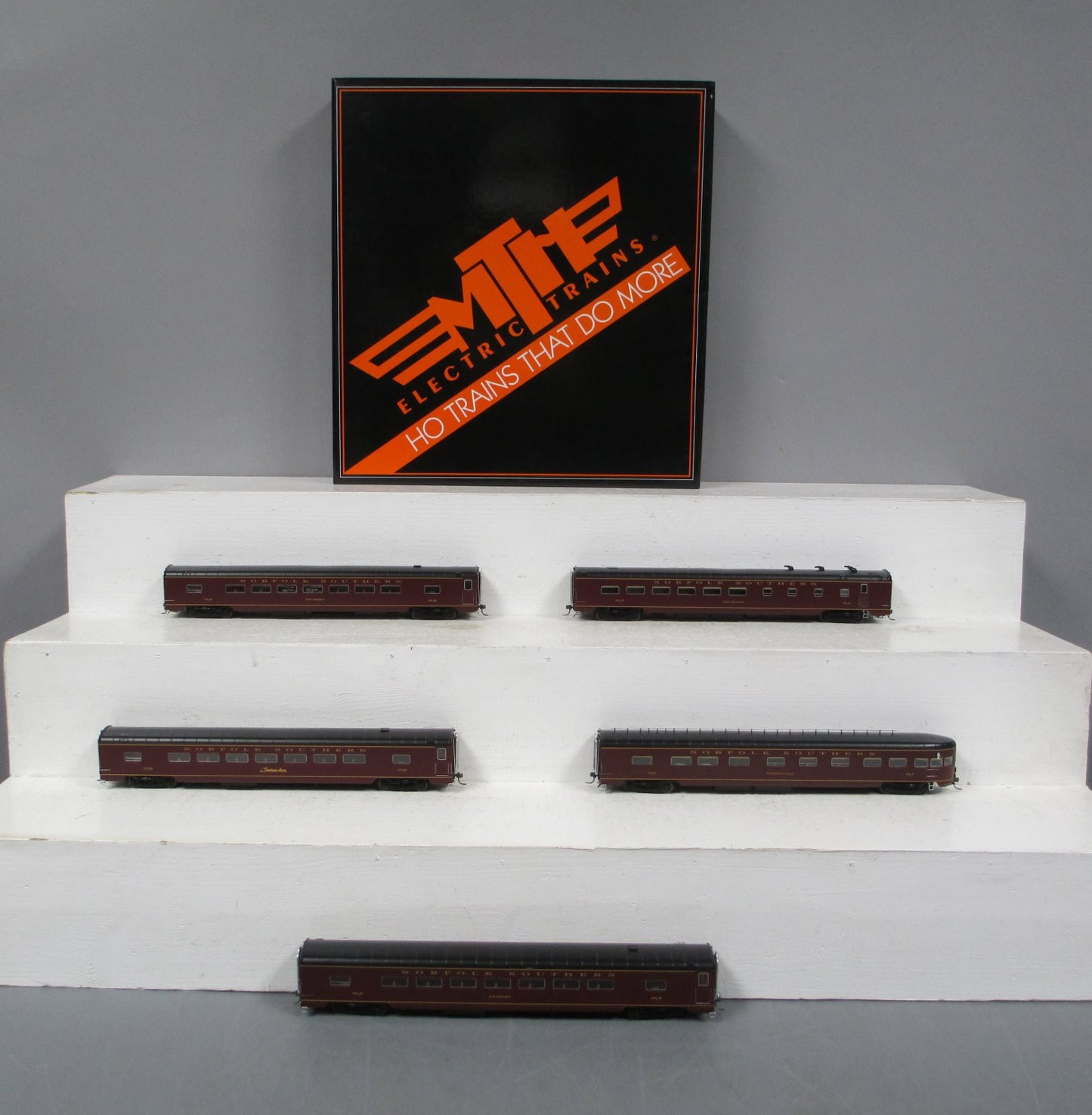 MTH 80-60062 HO Norfolk Southern Passenger Car Set (Set of 5)