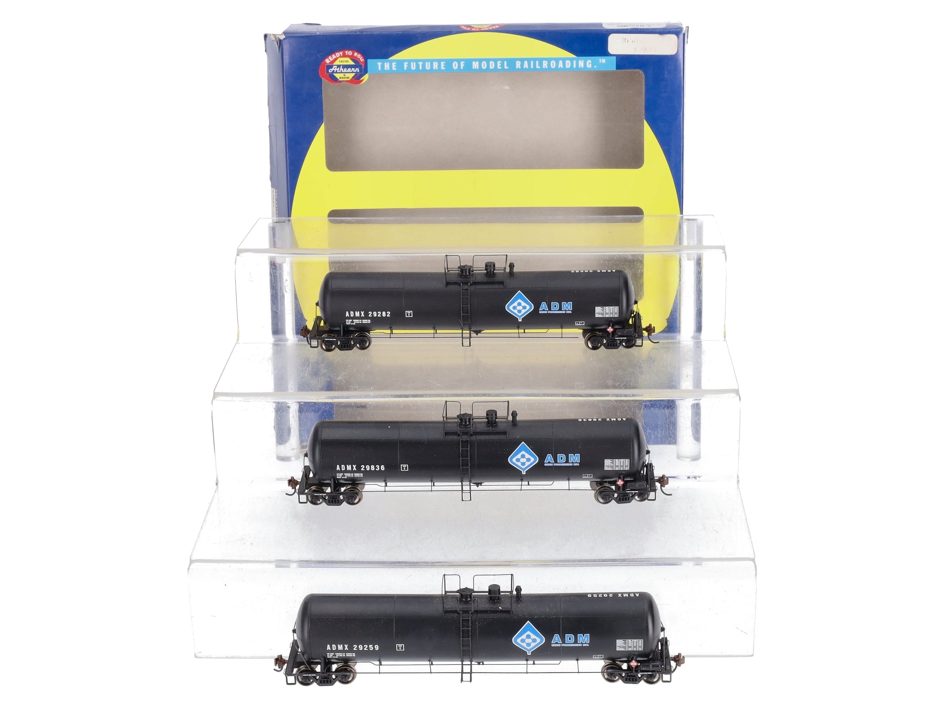 Athearn 97627 HO Scale ADM 30K Gallon Ethanol Tank Cars (Set of 3)