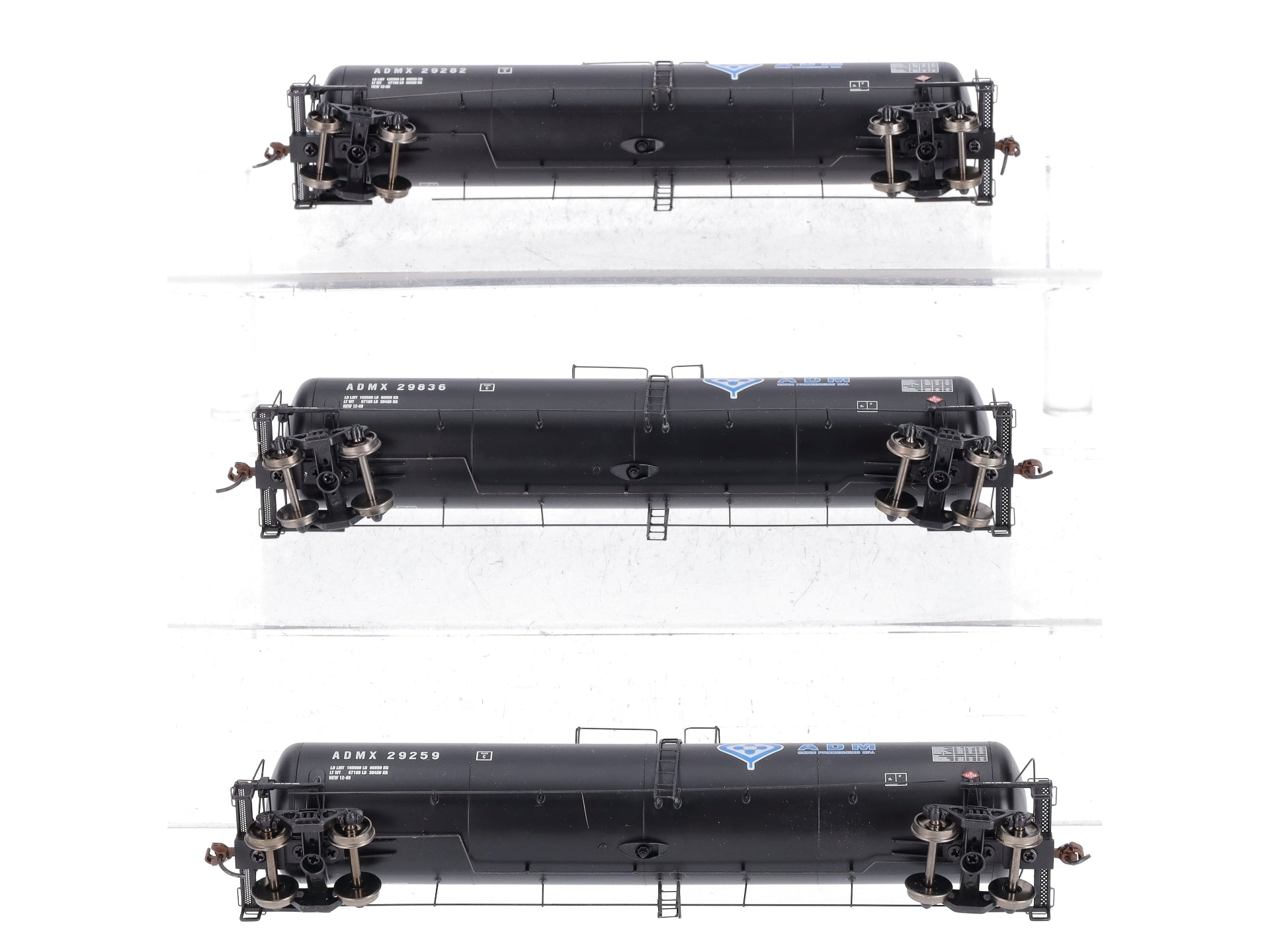 Athearn 97627 HO Scale ADM 30K Gallon Ethanol Tank Cars (Set of 3)