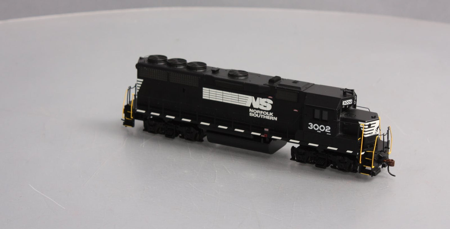 Athearn 89745 HO Norfolk Southern EMD GP40-2 Powered Diesel Locomotive #3002