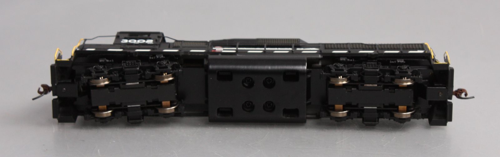 Athearn 89745 HO Norfolk Southern EMD GP40-2 Powered Diesel Locomotive #3002