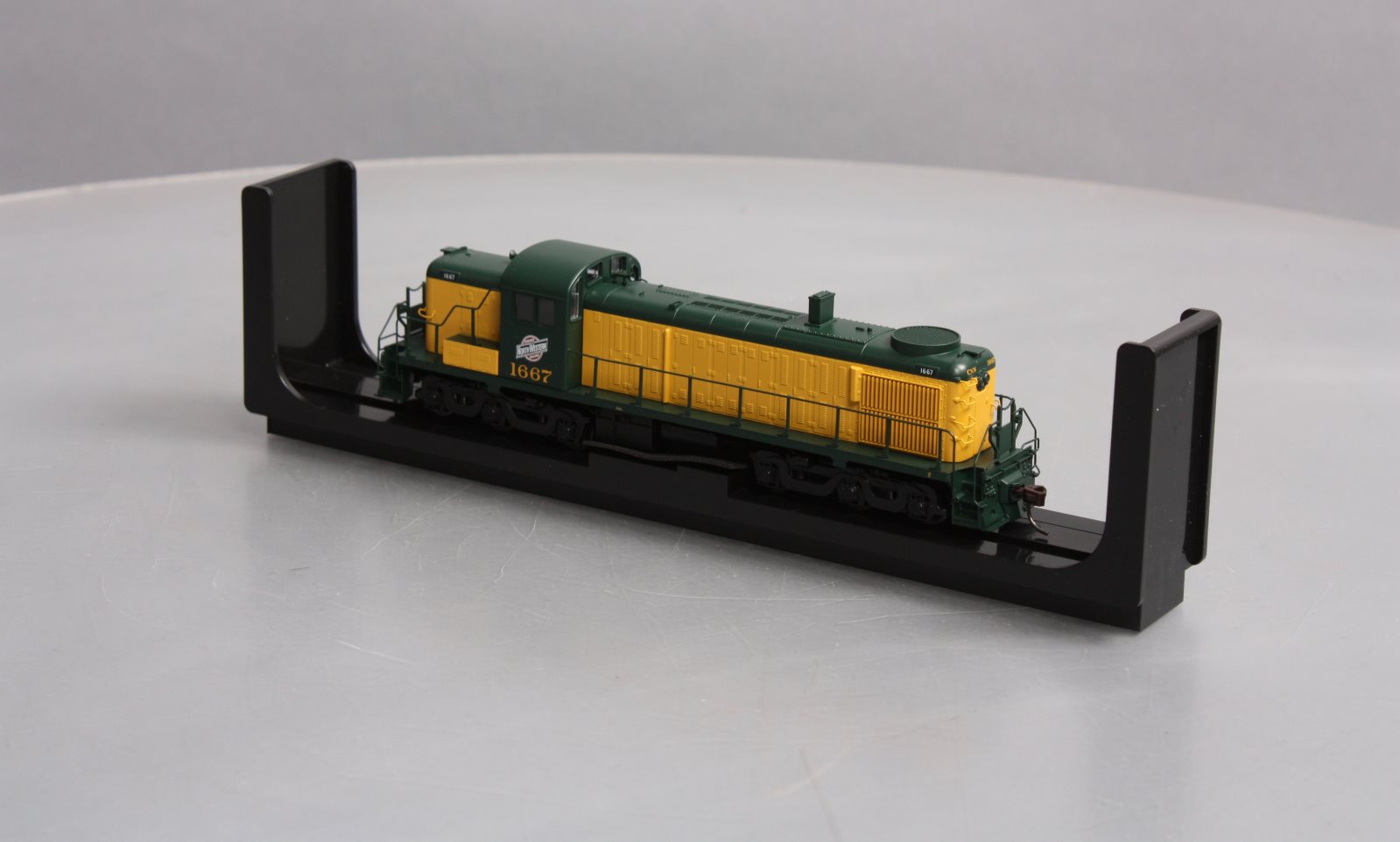 Atlas 10003033 HO Chicago North Western Alco RSD-4/5 Diesel Lcomotive #1667