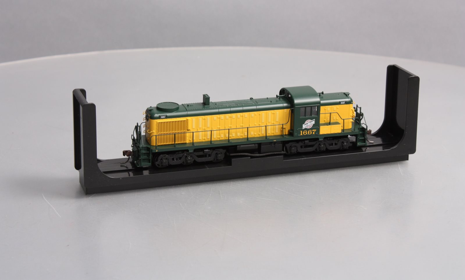 Atlas 10003033 HO Chicago North Western Alco RSD-4/5 Diesel Lcomotive #1667