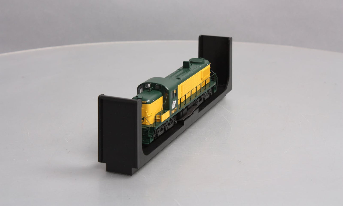 Atlas 10003033 HO Chicago North Western Alco RSD-4/5 Diesel Lcomotive #1667