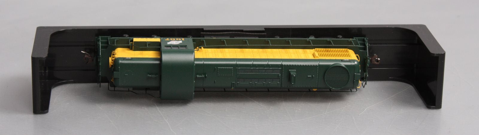 Atlas 10003033 HO Chicago North Western Alco RSD-4/5 Diesel Lcomotive #1667