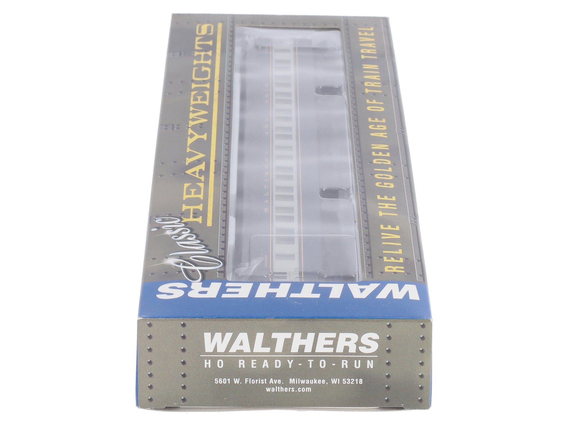 Walthers 932-10210 HO Scale Baltimore & Ohio Pullman Heavyweight 14 Section Car