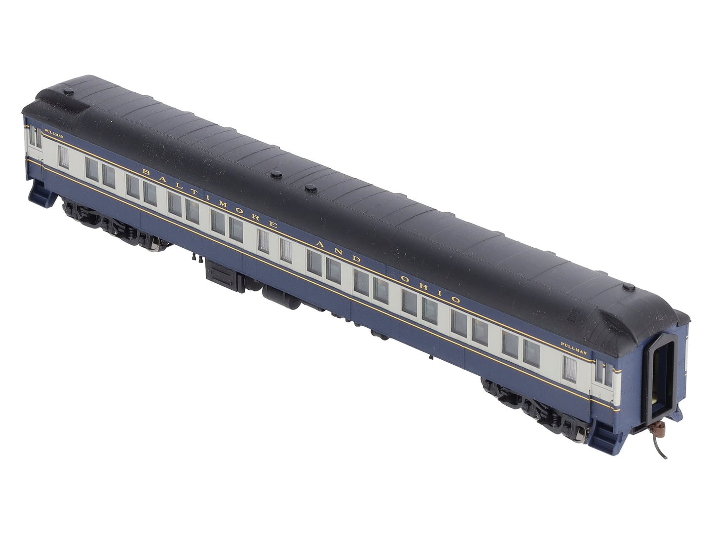 Walthers 932-10210 HO Scale Baltimore & Ohio Pullman Heavyweight 14 Section Car