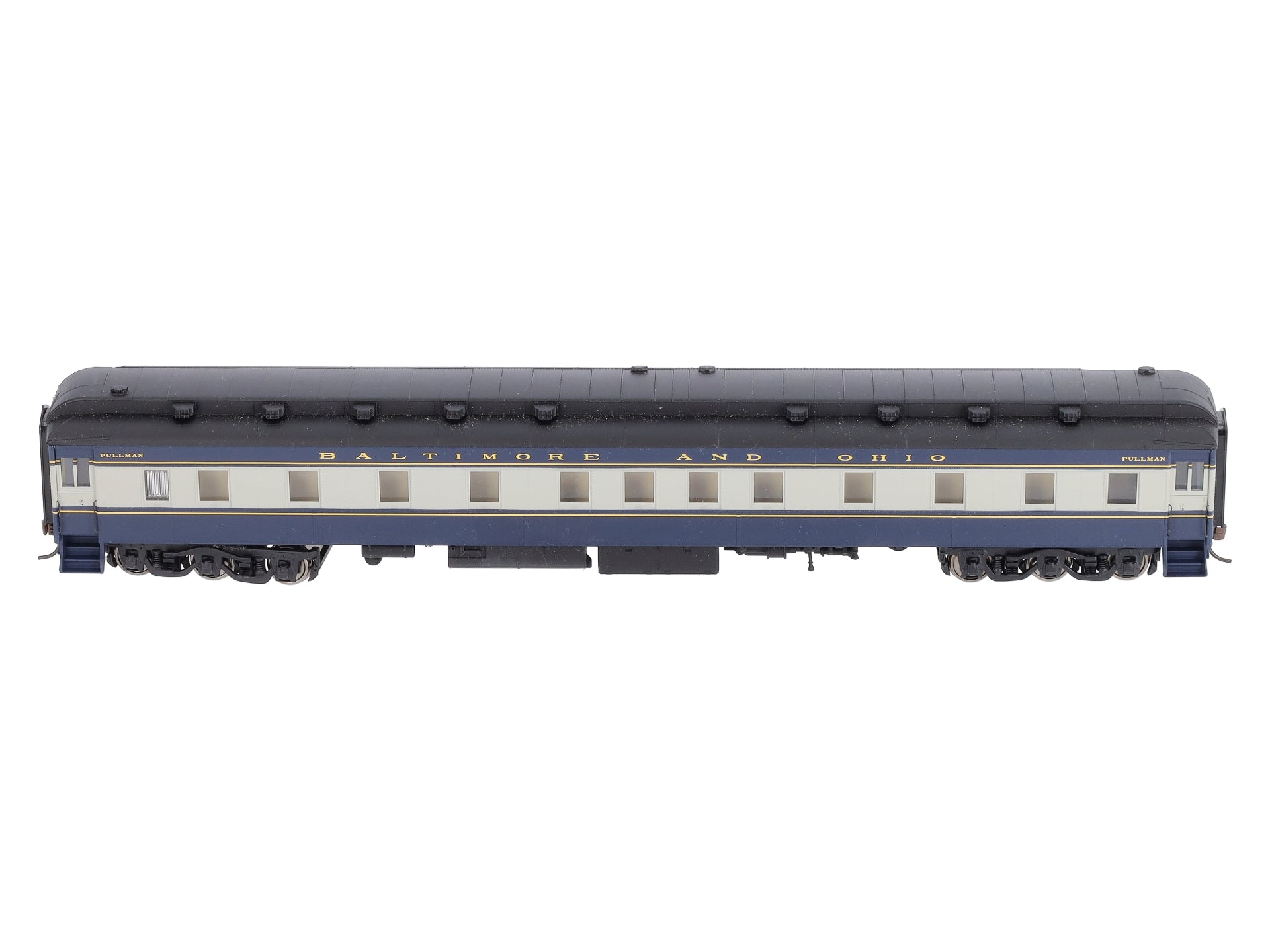 Walthers 932-10210 HO Scale Baltimore & Ohio Pullman Heavyweight 14 Section Car