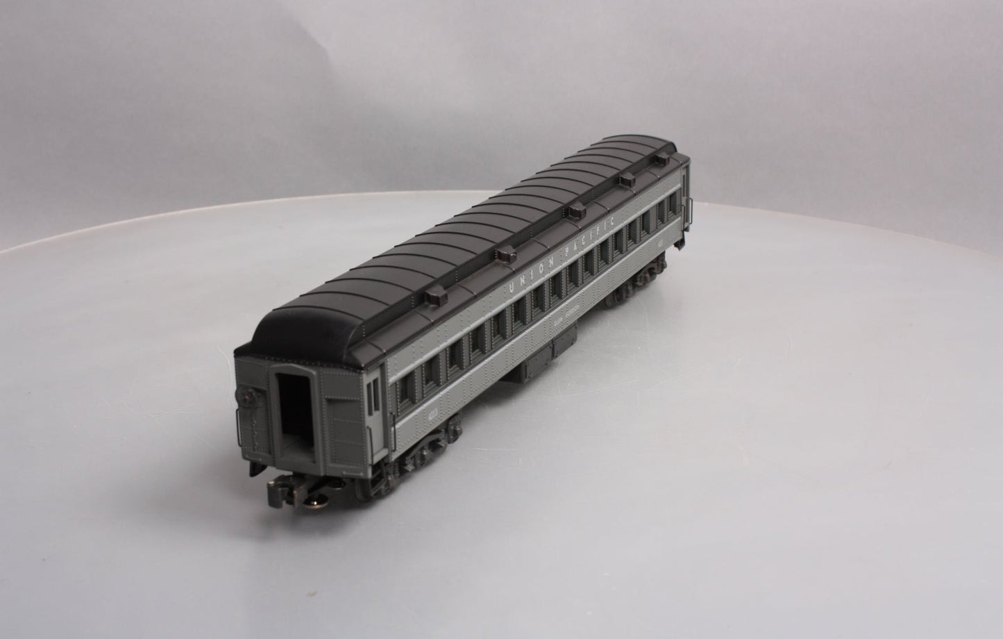 K-Line K4213 O Union Pacific "Glen Gordon" 18" Heavyweight Coach Car #4213