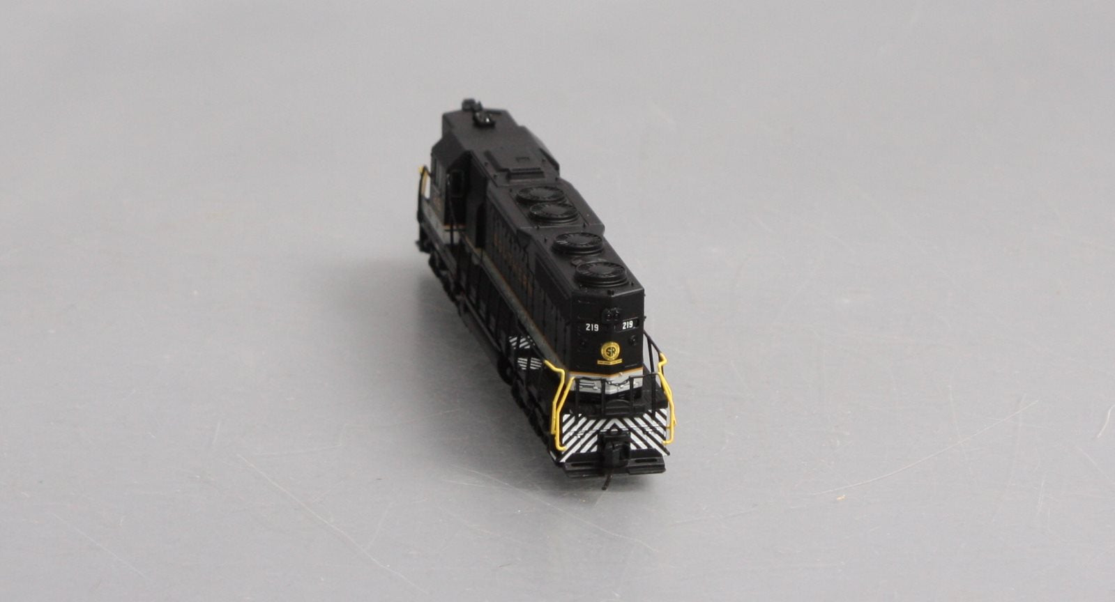 Atlas 40002115 N Southern Railway EMD SD35 High Nose Diesel Engine #219