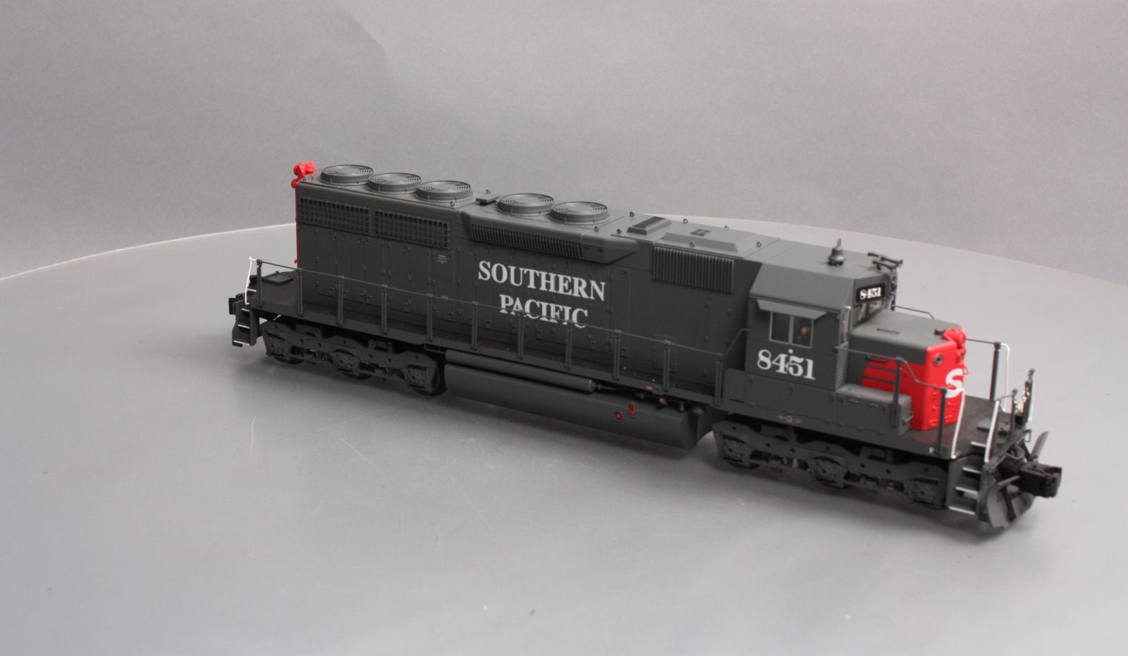 Lionel 6-82286 BTO Southern Pacific 'Daylight' Legacy SD40 Diesel Loco #8451