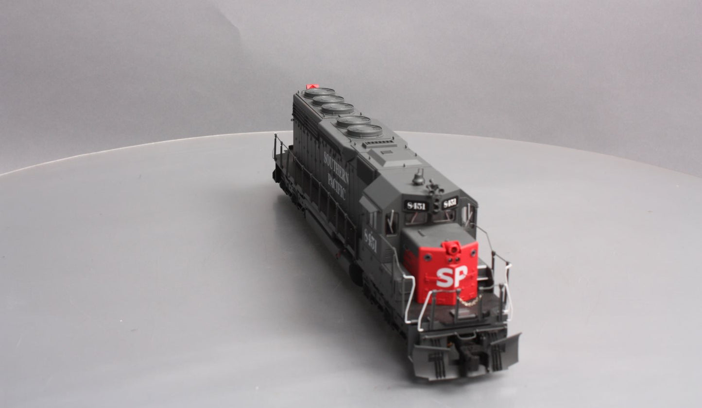 Lionel 6-82286 BTO Southern Pacific 'Daylight' Legacy SD40 Diesel Loco #8451