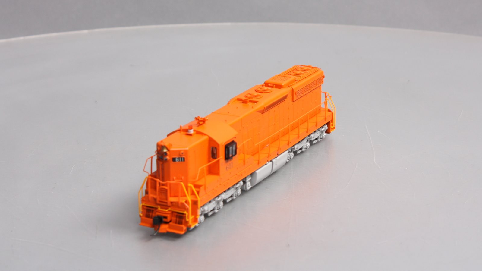 Walthers 920-41628 HO Elgin, Joilet & Eastern EMD SD9 Diesel Locomotive #611