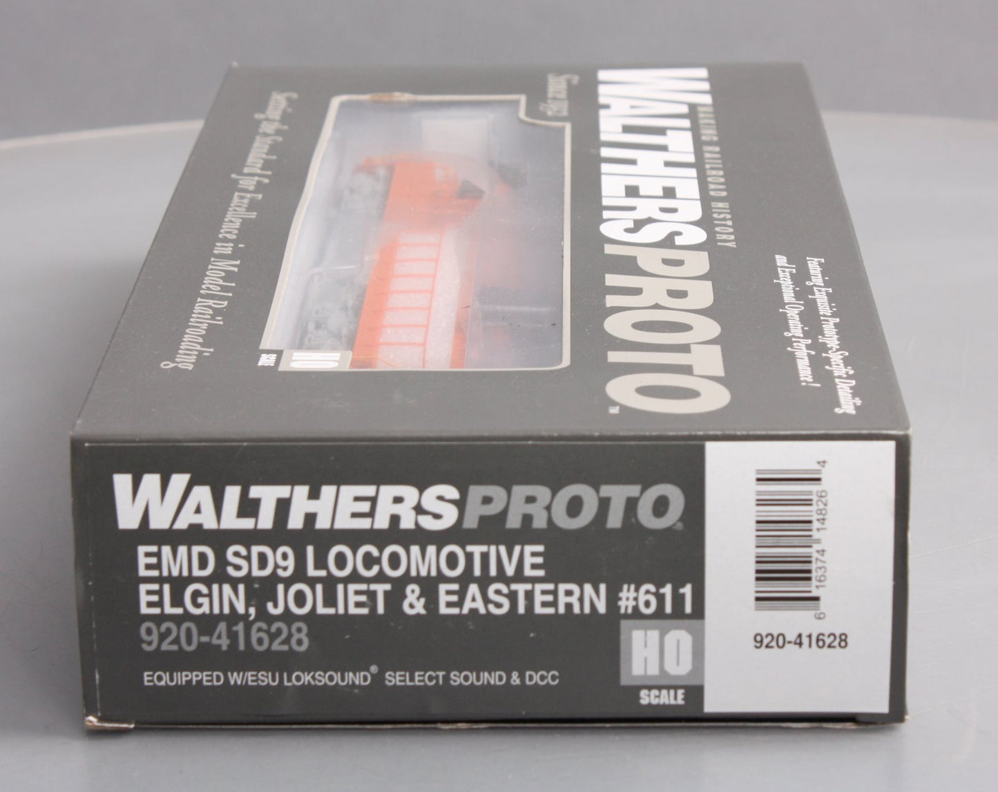Walthers 920-41628 HO Elgin, Joilet & Eastern EMD SD9 Diesel Locomotive #611