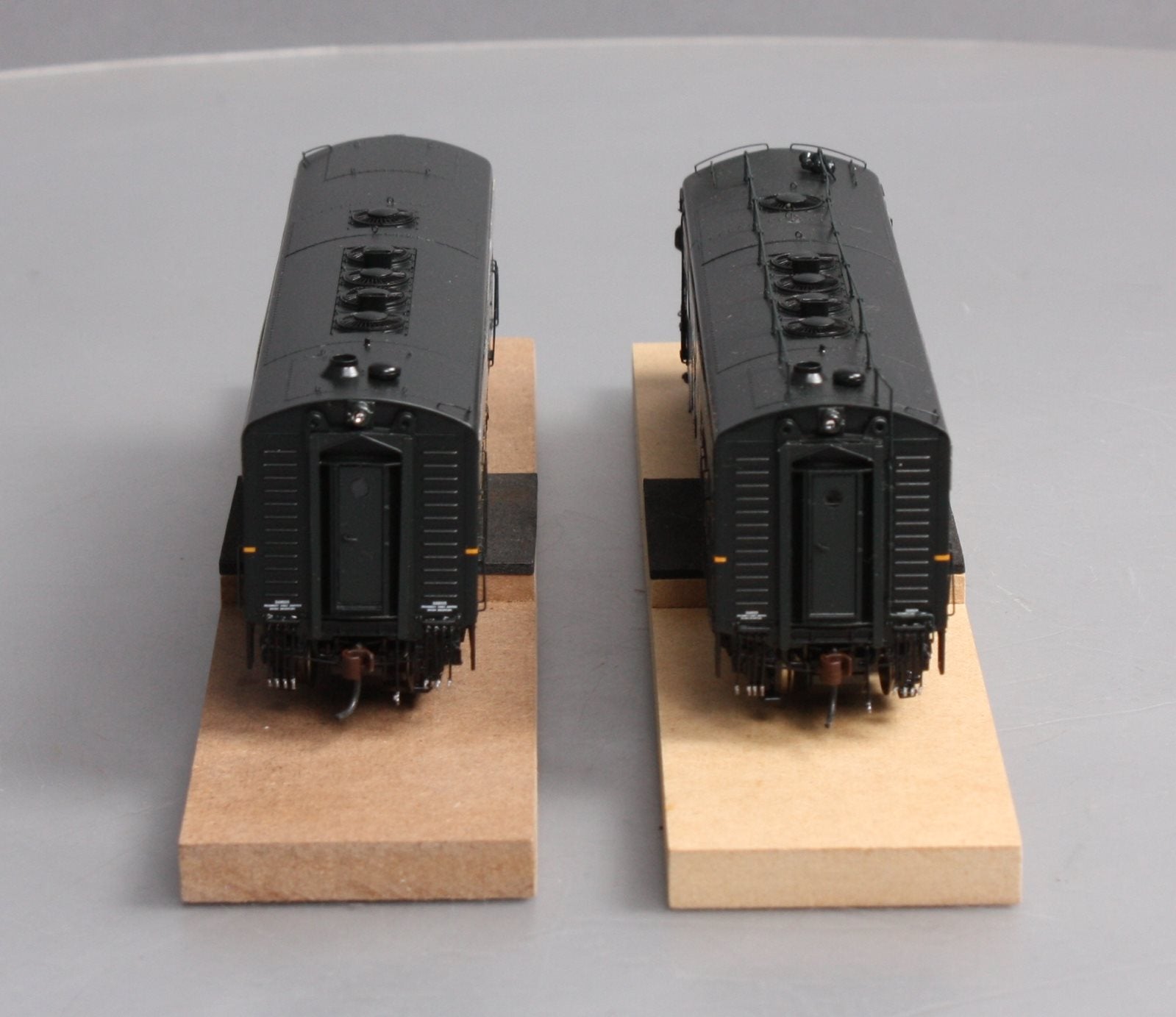 Athearn G22344 HO PRR FP7A/F7B Diesel Locomotive with DCC & Sound #9844A, #9844B