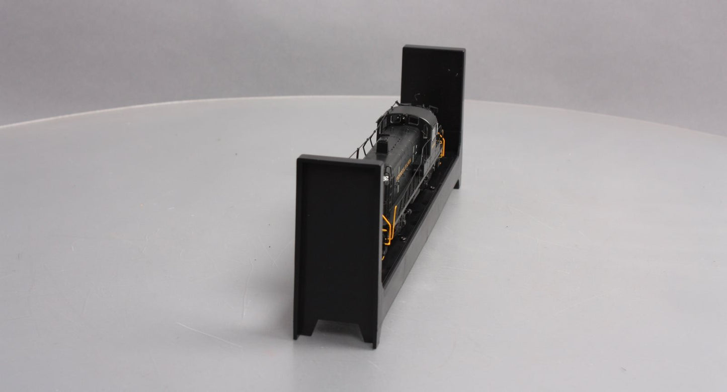 Bowser 24687 HO PRR Alco RS-3 Diesel Locomotive #8592 with DCC