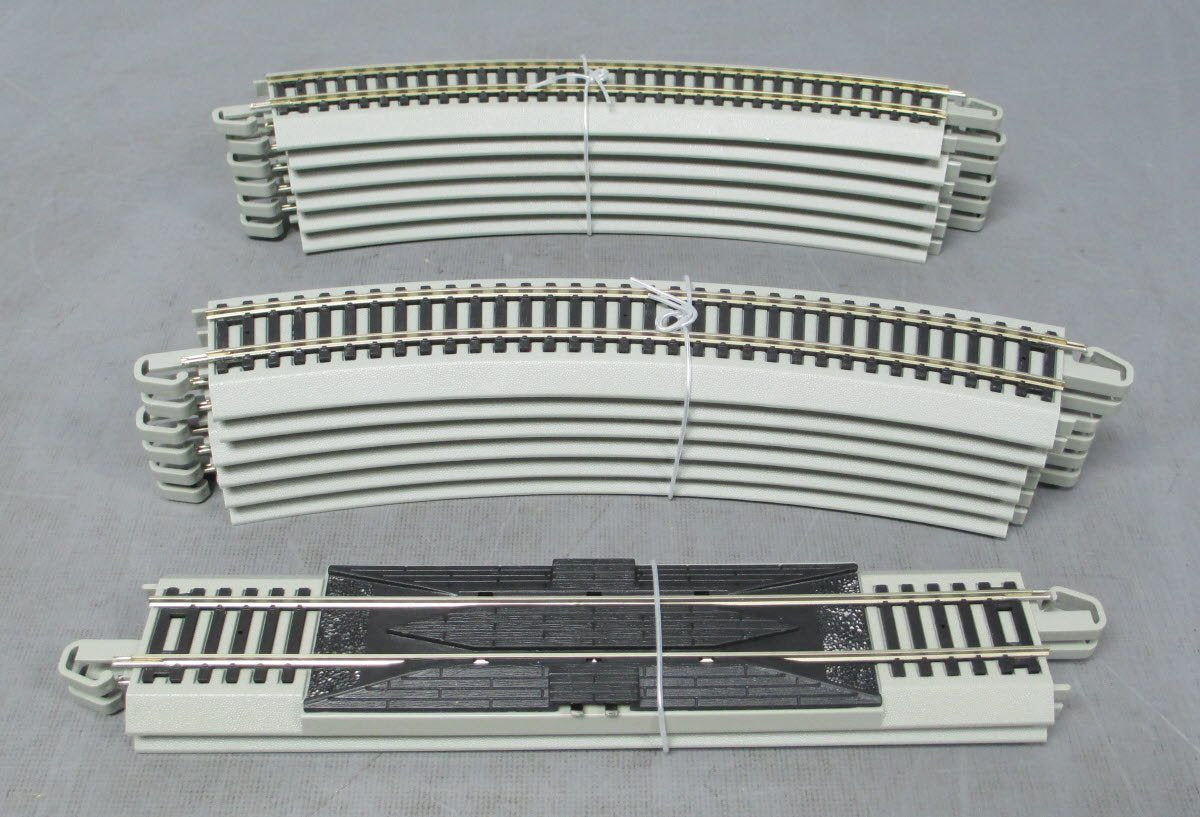 Bachmann 00690 Historical Pegasus HO Gauge Steam Passenger Train Set
