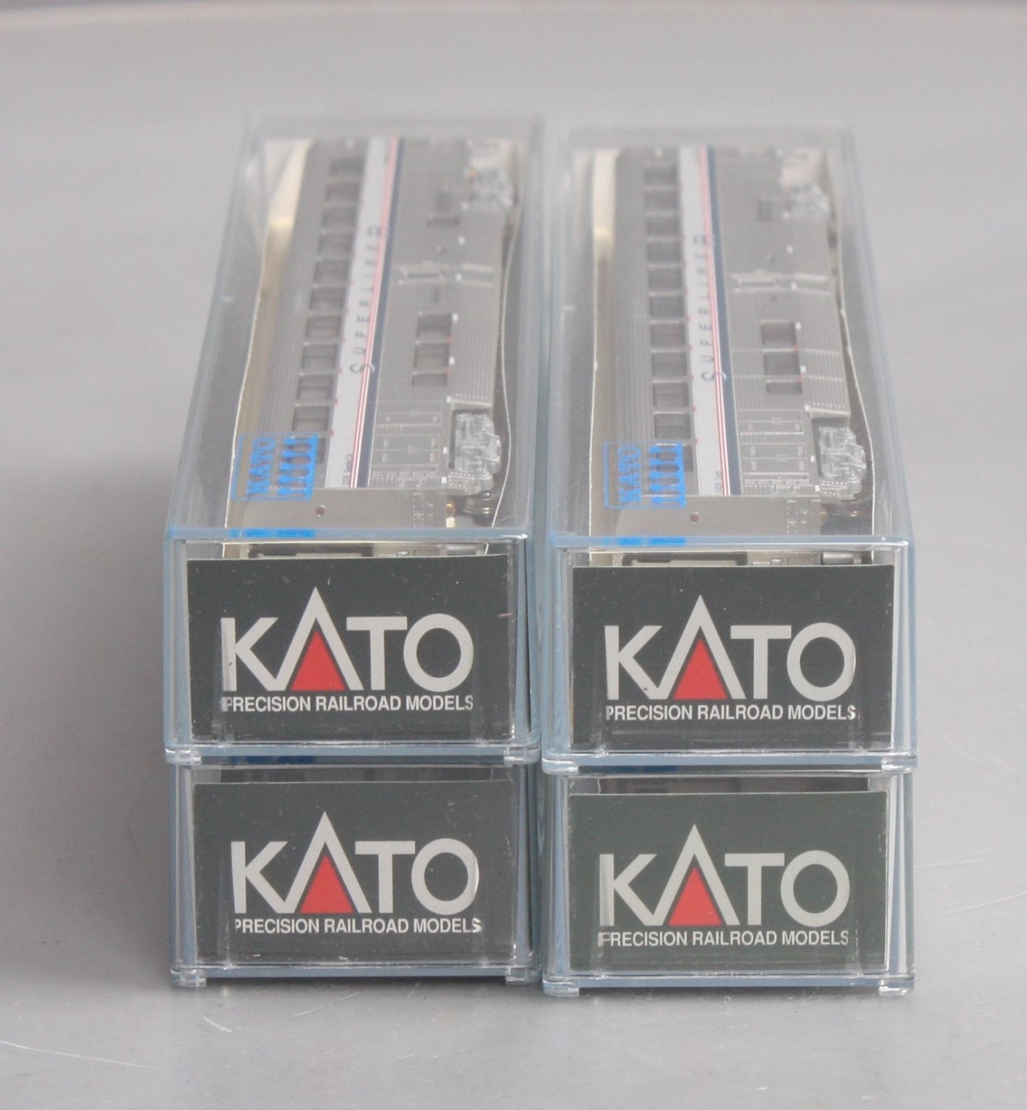 Kato 106-3504 N Scale Amtrak Superliner 4-Car Passenger (Set A)