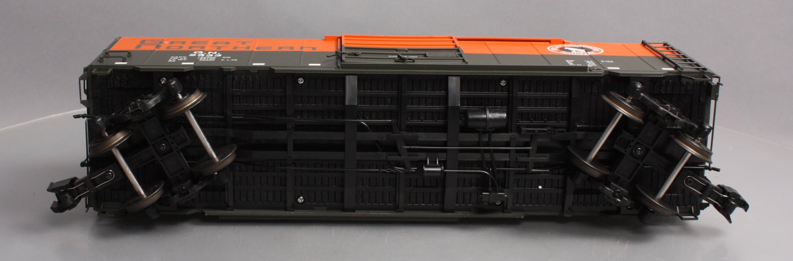 USA Trains R19205B G Great Northern 40 Ft. PS-1 Simulated Steel Box Car