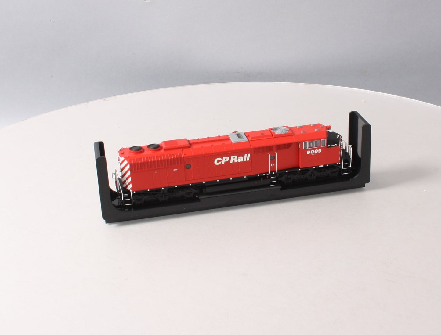 Bowser 24336 HO Scale CP Rail GMD SD40-2 #9009