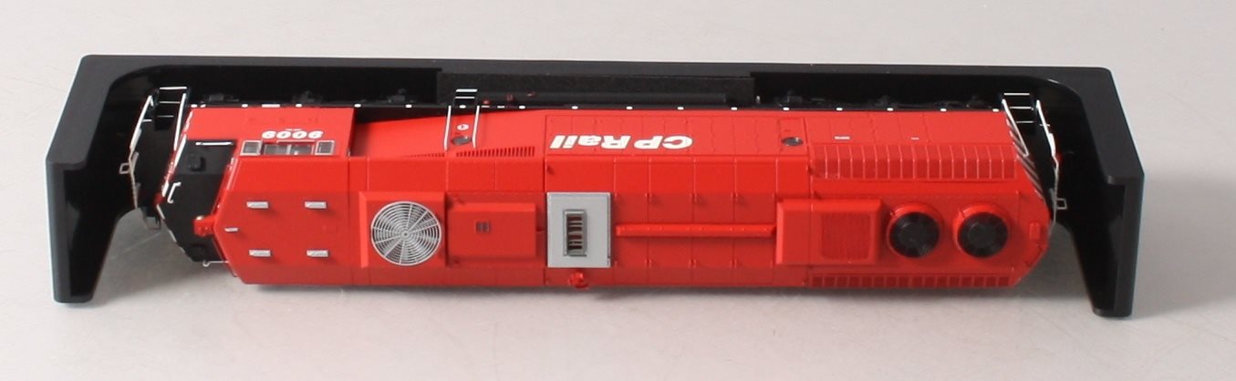 Bowser 24336 HO Scale CP Rail GMD SD40-2 #9009