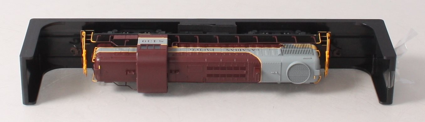 Atlas 10001930 HO Canadian Pacific Silver Series RS-3 Diesel Locomotive #8439
