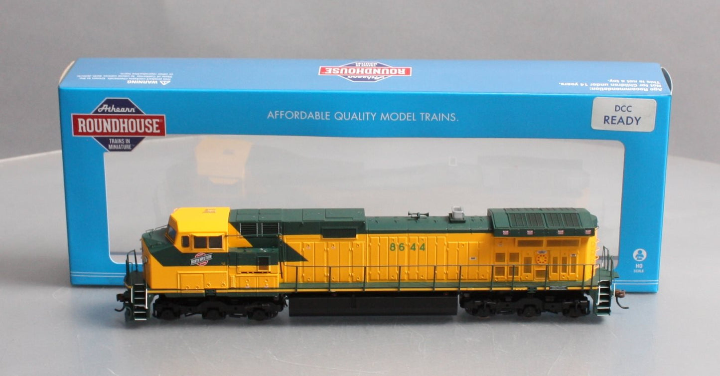 Roundhouse 78022 HO Chicago and North Western Dash 9-44CW Diesel Loco #8644